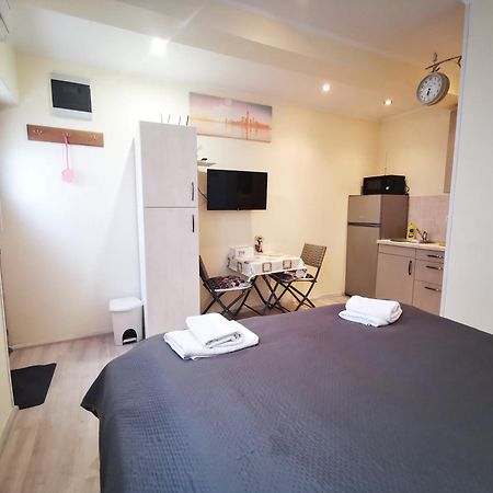 Meressa Nina&Leo Studio Apartments Novigrad Istria Eksteriør billede