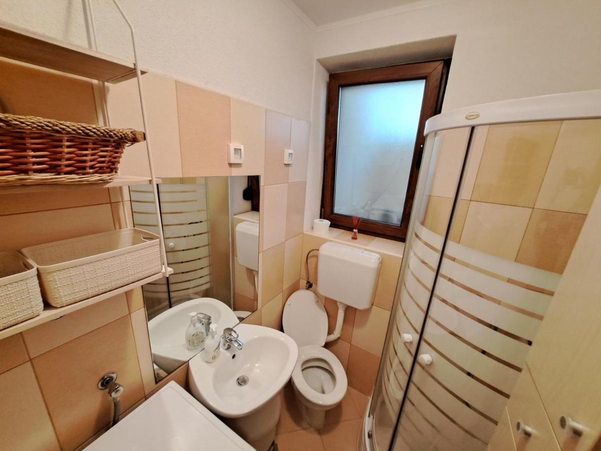 Meressa Nina&Leo Studio Apartments Novigrad Istria Eksteriør billede