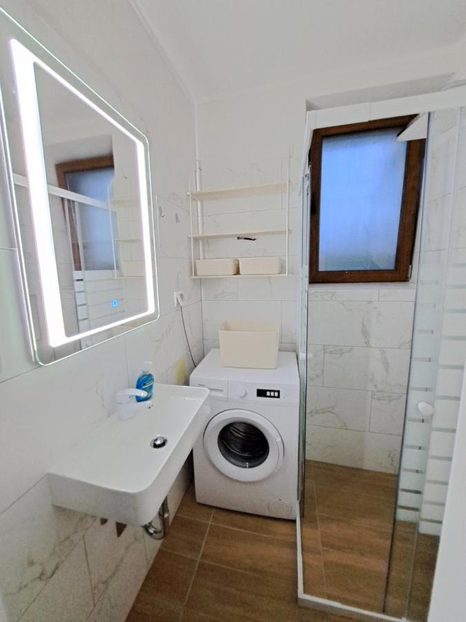 Meressa Nina&Leo Studio Apartments Novigrad Istria Eksteriør billede