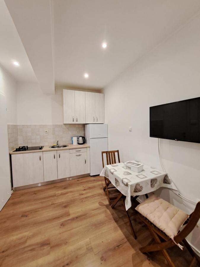 Meressa Nina&Leo Studio Apartments Novigrad Istria Eksteriør billede